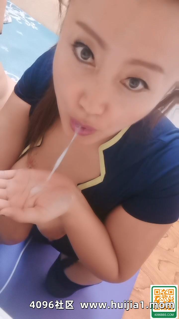 [自拍] 開檔黑絲顏值不錯女友 (20P)