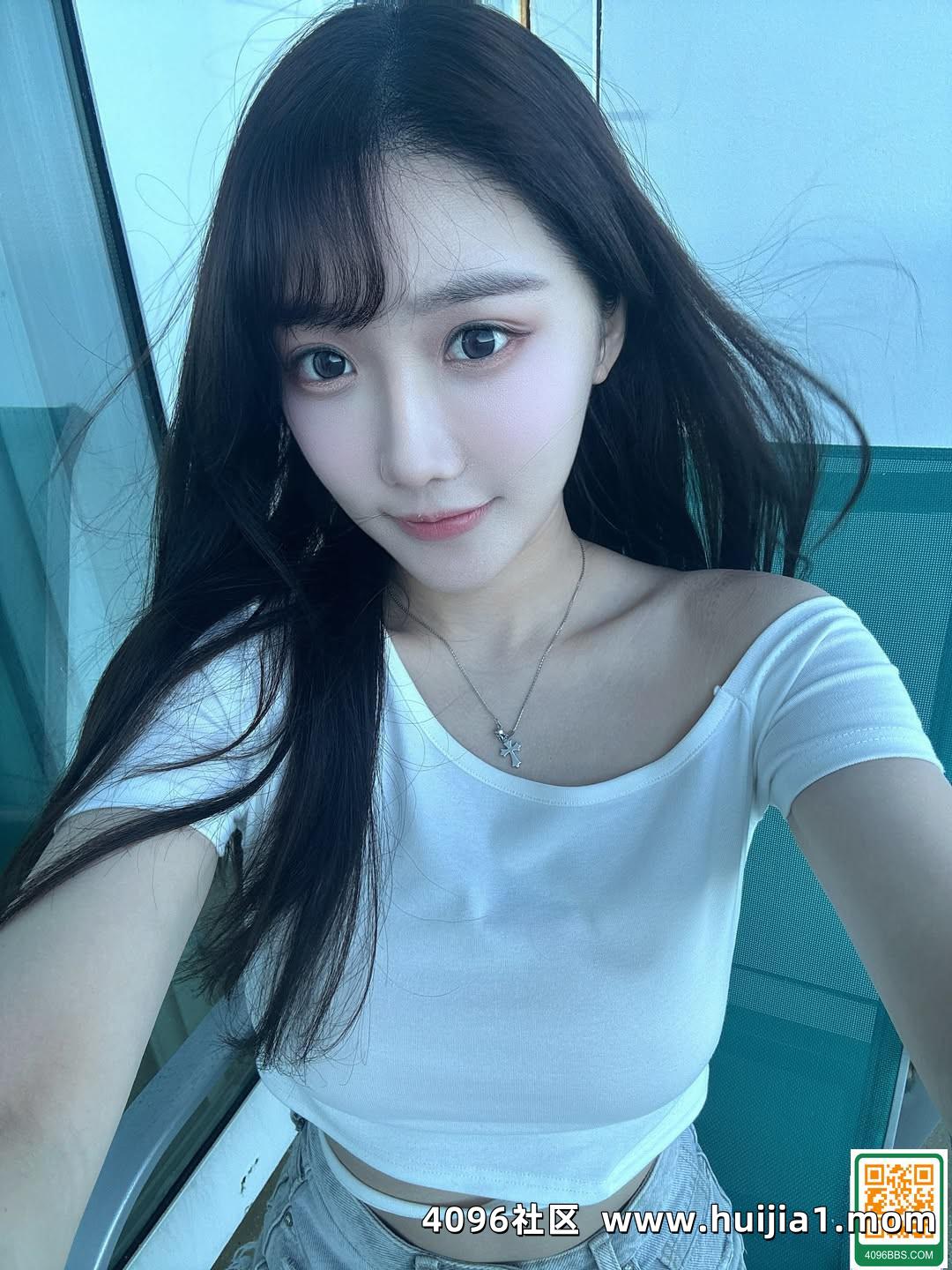 「蝴蝶兒」童顏外表下有著滿滿誘惑 (10P)