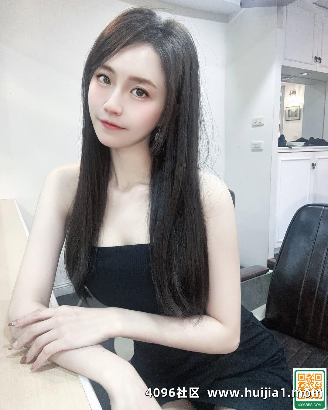 「佳佳兒」水汪大眼店電力十足 全身超誘惑 (10P)