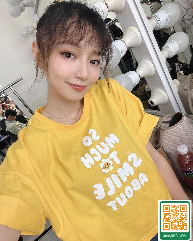 前女團成員寶兒大突破！性感寫真書讓粉絲「選到手軟」！ (11P)