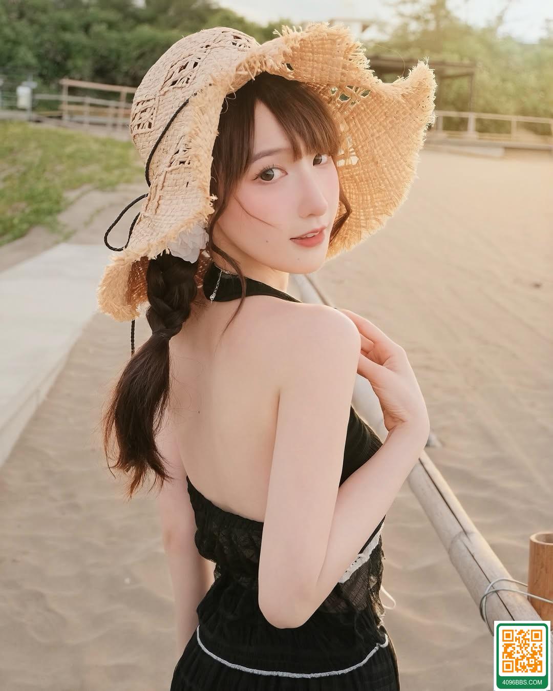 「柯姿」好身材藏不住！渾圓雪乳完美 (10P)