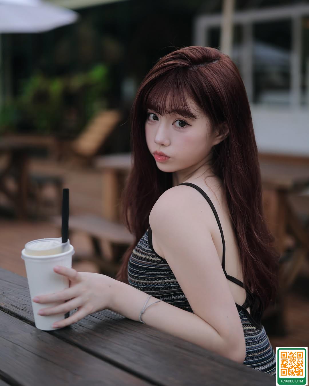 「Zi.紫庭」大眼好萌甜度爆表.....笑容好迷人 (10P)