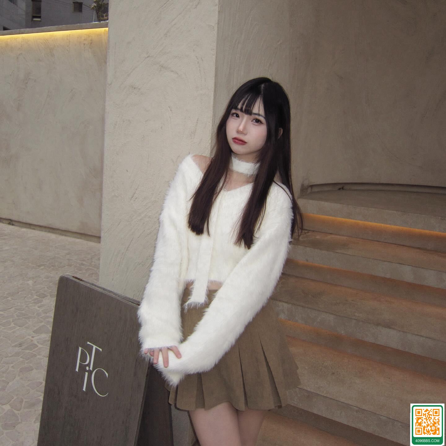 「曉璇」白嫩肌膚超可口 外型讓人暈了 (10P)