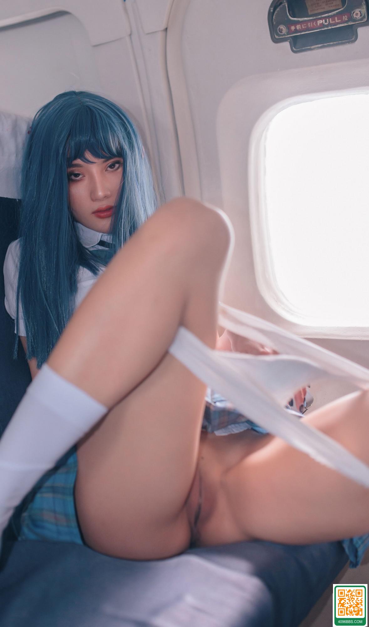 就是阿朱啊《飛機上的情欲乘客》（L.P.VISION） (42P)