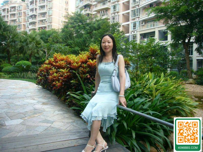 體態柔軟的初中同學