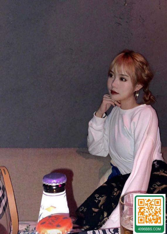 來自重慶的美女