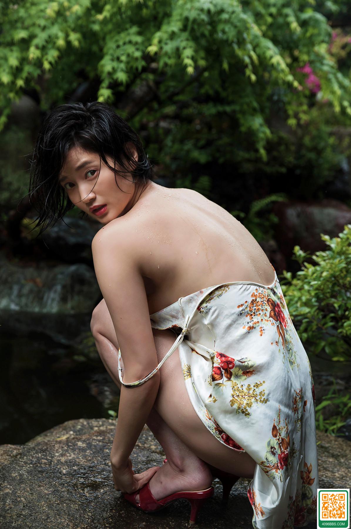 [出口亜梨沙] 雪白飽滿極品身材 誘惑力爆發